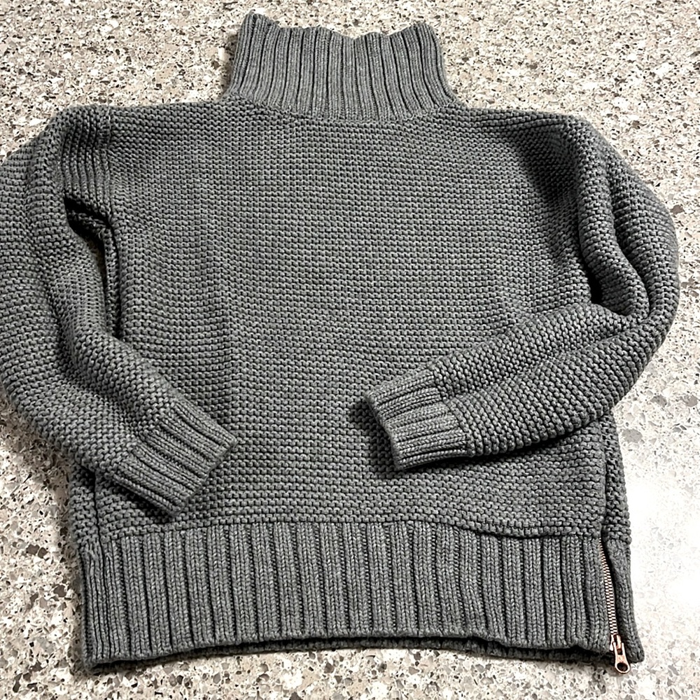 Lululemon Karma Kurmasana Sweater Heathered Medium Grey